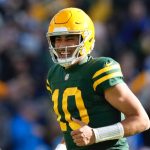 Love’s late TD pass secures Packers 23-20 win vs. Chargers