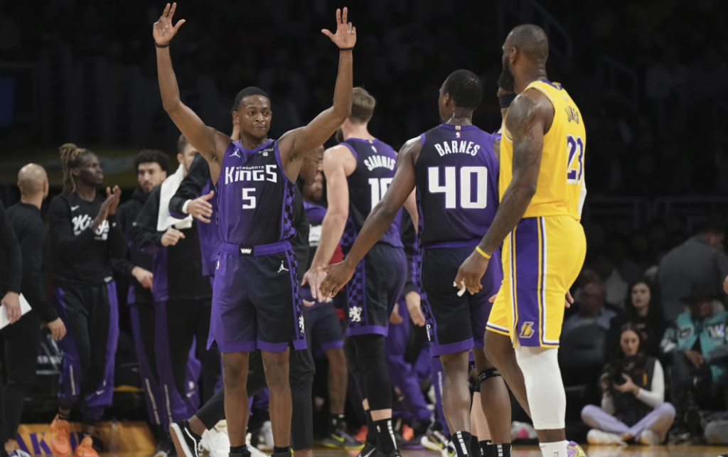 LeBron triple-double not enough for Lakers as Kings win 125-110