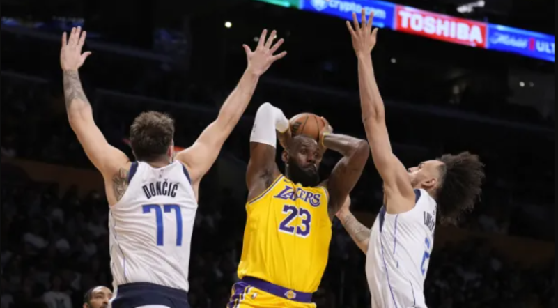 Mavericks almost made a blunder, but managed to beat Lakers 104-101 9