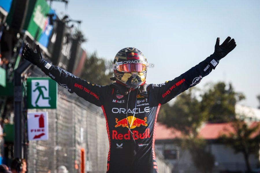 Verstappen triumphs again in Sao Paulo, Alonso on podium