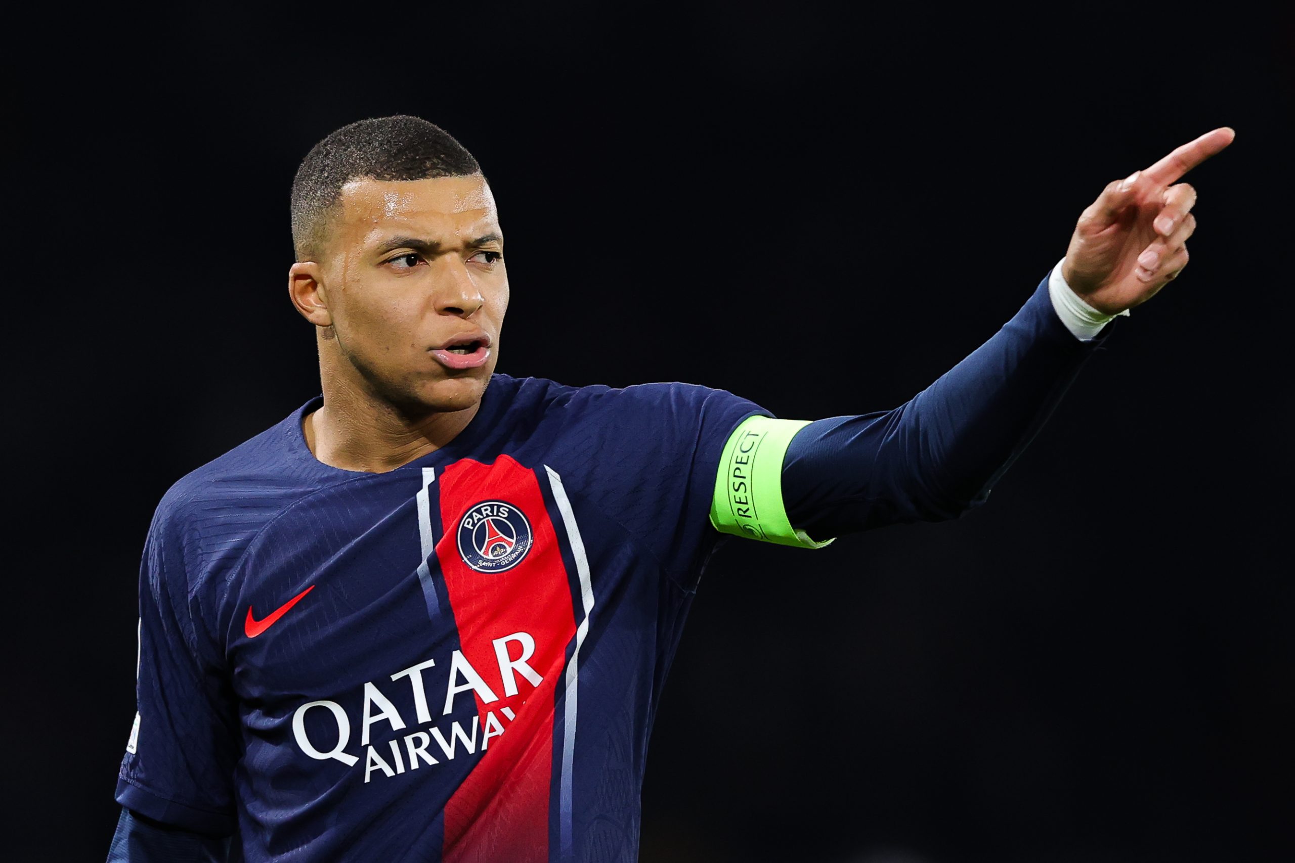 Liverpool continue the push for Mbappe if Salah leaves
