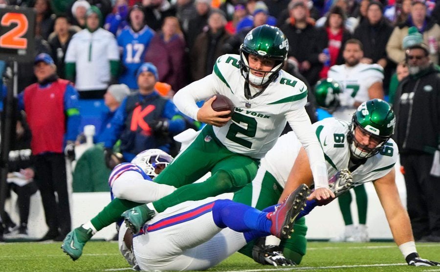 Jets’ Saleh noncommittal on quarterback