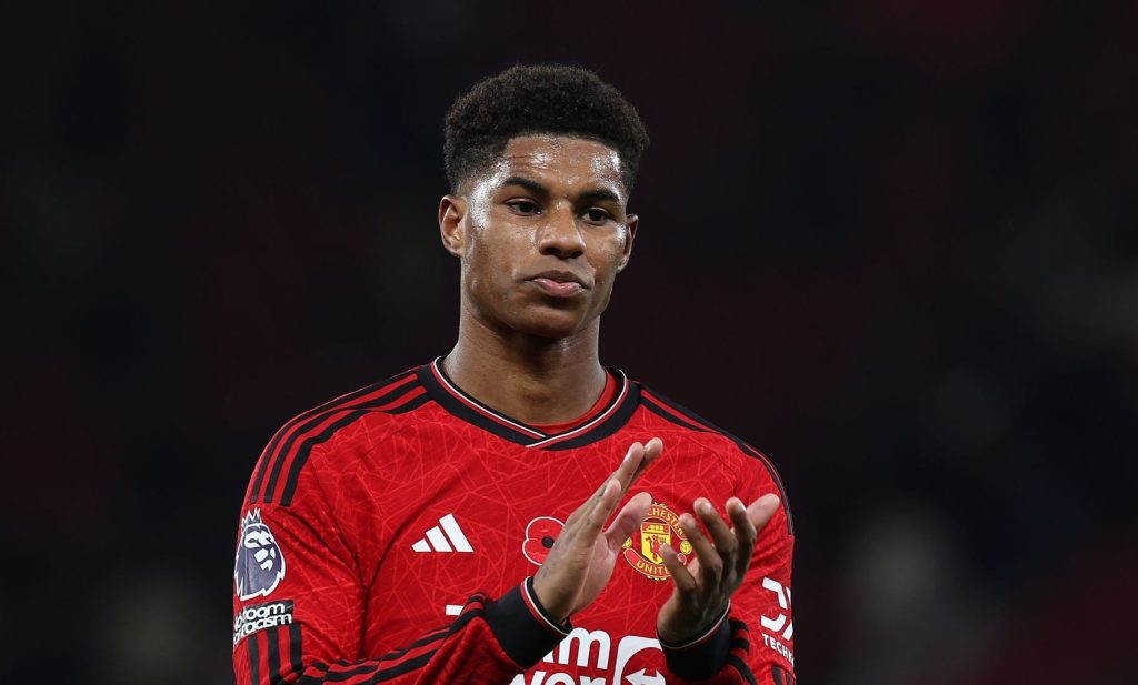 Ten Hag reveals he will hold talks with Rashford about his poor form 15