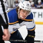 Neighbours notches 2 goals to lead Blues to 4-2 win vs. Blackhawks