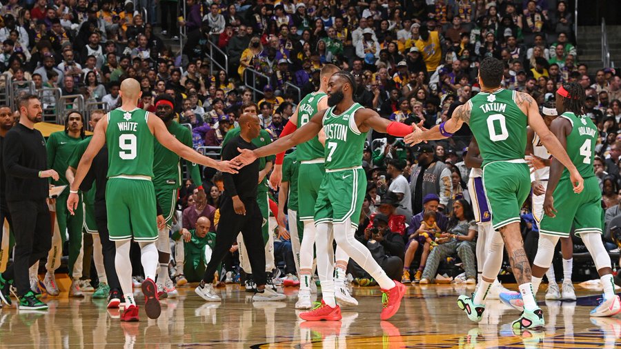 Celtics beat Lakers 126-115 on Christmas at crypto.com Arena 8