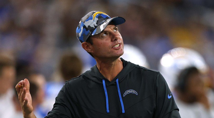 Chargers dismiss boss Staley and GM Telesco