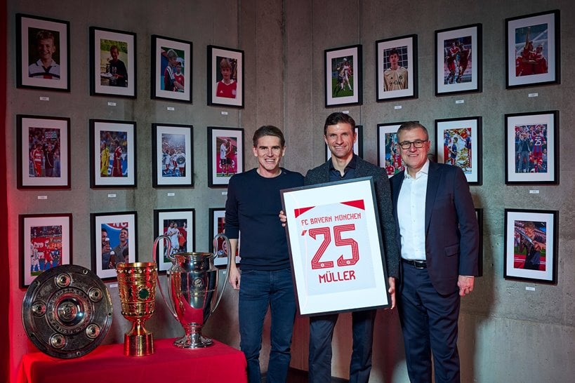 Official: Thomas Muller signs new contract with Bayern Munich