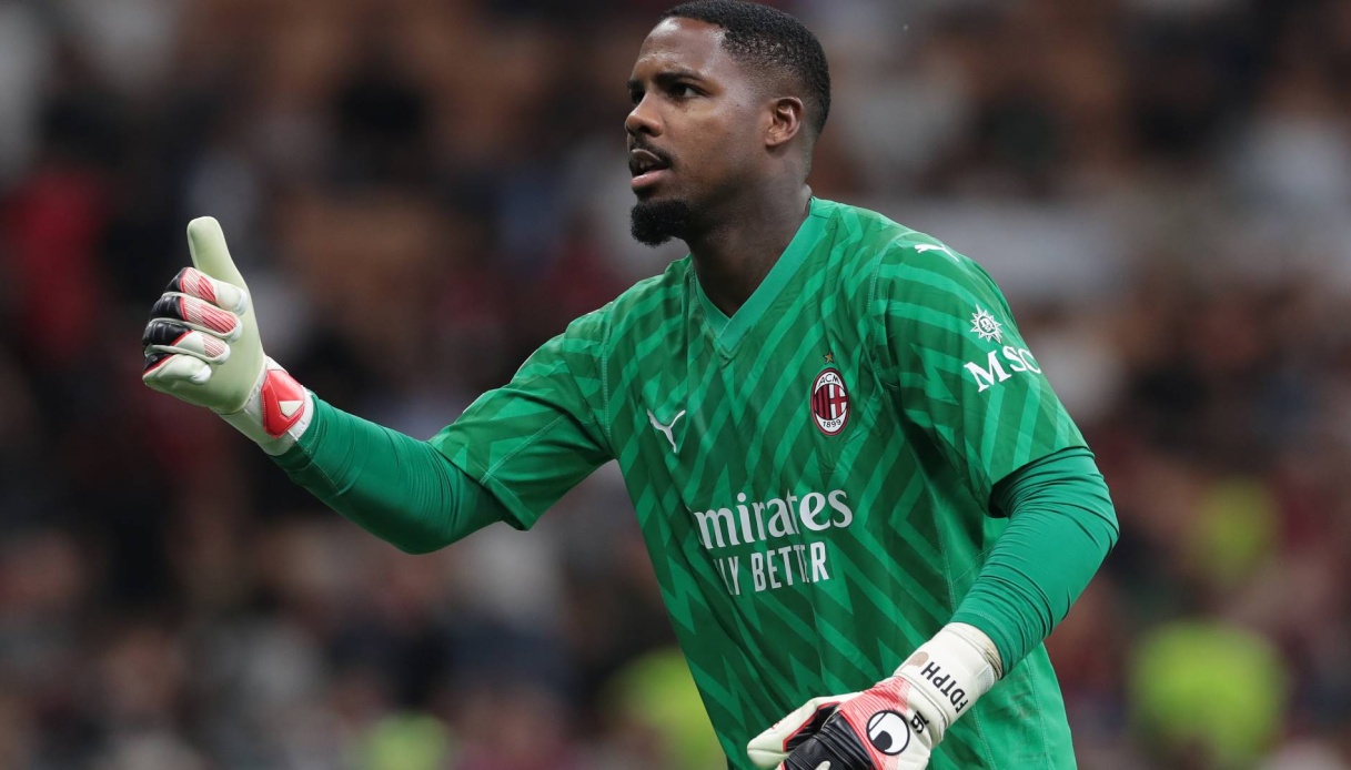 Milan may face serious problems in Maignan extension