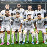 Stoppage time winner from Vazques sends 10-men Real to the top