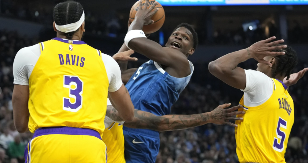 Edwards push Timberwolves to 118-111 win over Lakers