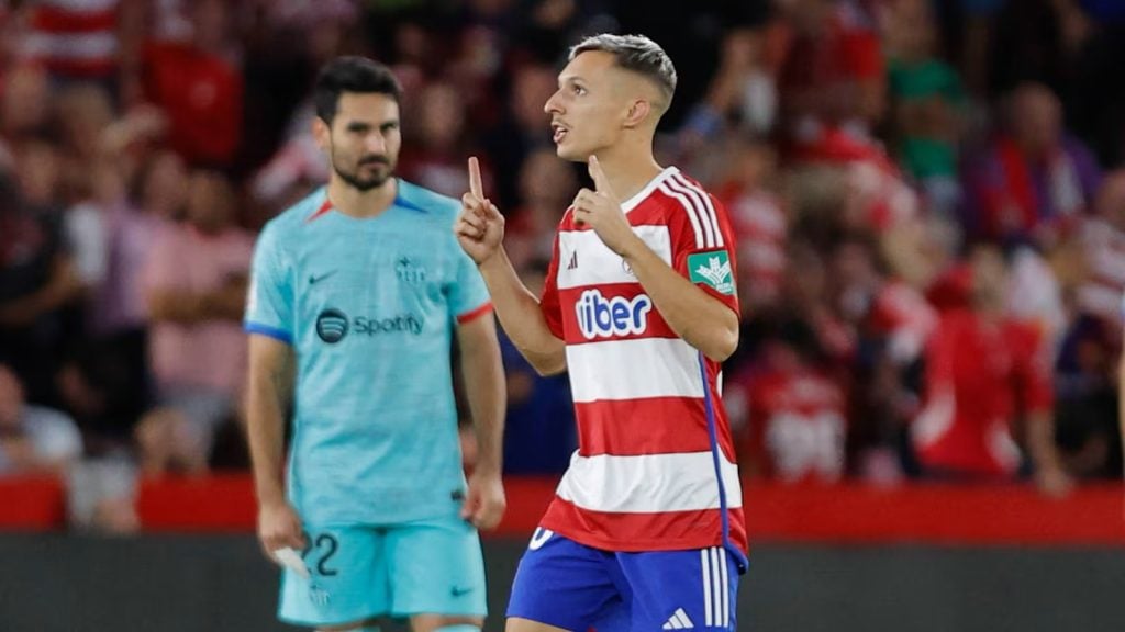 Bayern Munich agree to sign winger Bryan Zaragoza from Granada for summer  2024