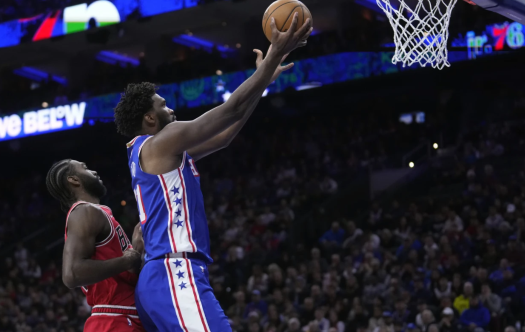 Embiid shines with 7th career triple-double in 76ers’ rout of Bulls 4