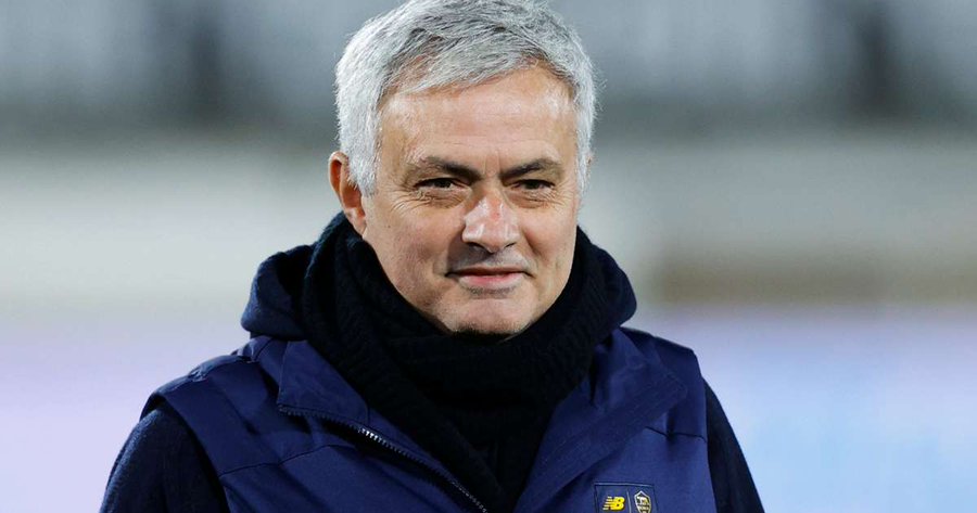 AS Roma dismiss head coach Jose Mourinho