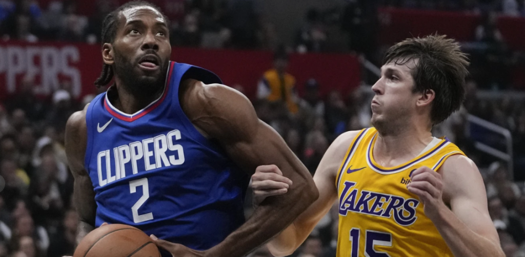 Leonard triple-double leads Clippers to 127-116 triumph vs Lakers