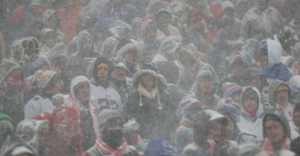 Steelers – Bills game to be played on Monday, despite bad weather
