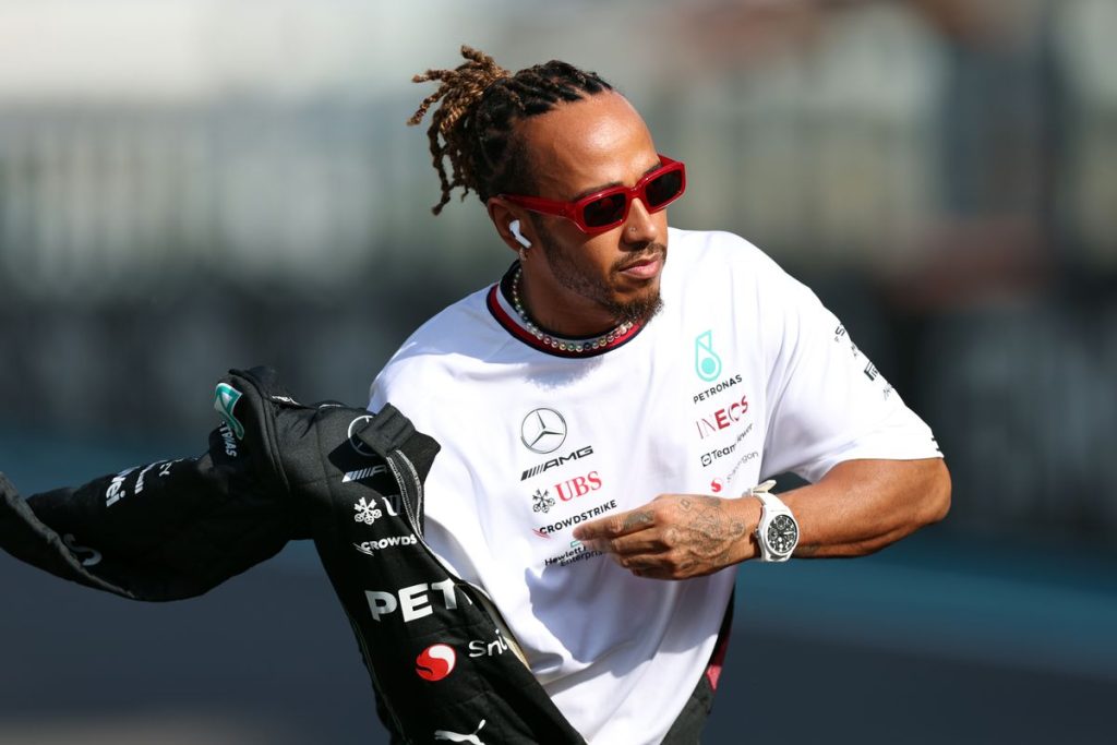 Lewis Hamilton to receive $107 million per year at Ferrari
