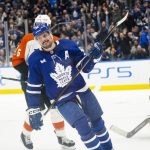 Matthews notches NHL-leading 49th goal in Maple Leafs’ 4-2 win