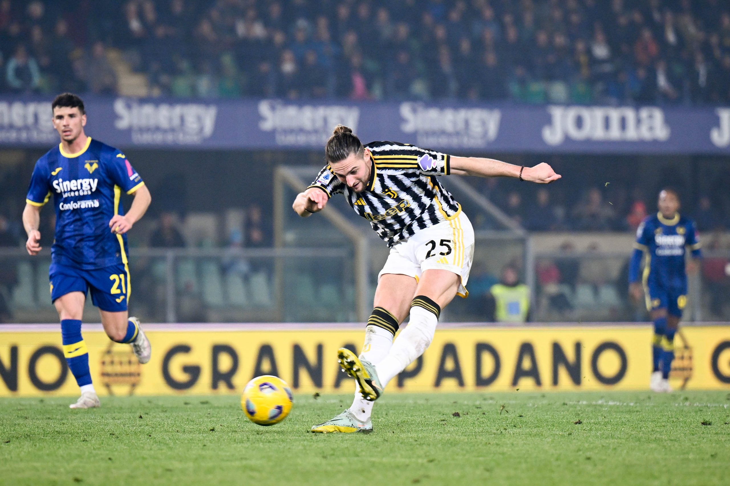 Juventus continues to struggle vs Verona, risks to lose second place