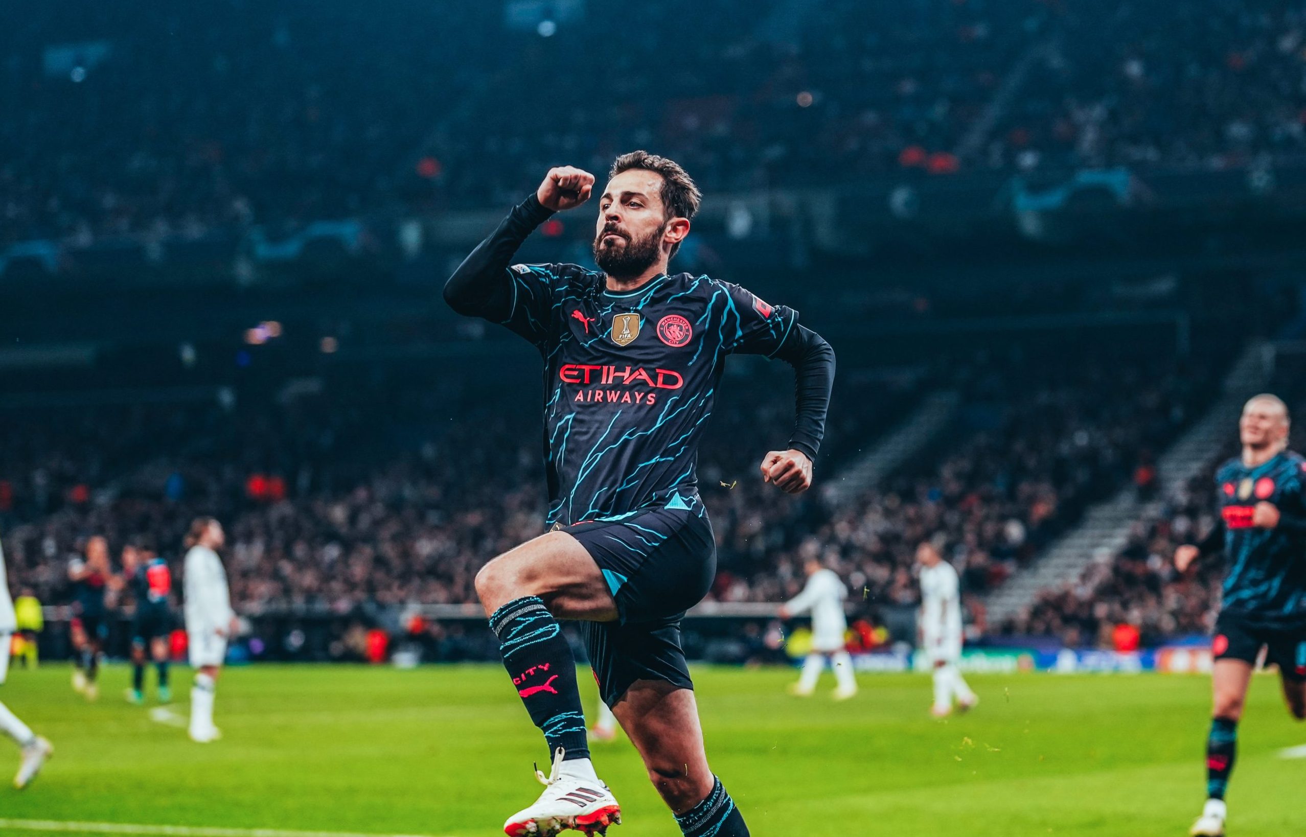 Man City get two goal lead vs Copenhagen and think about 1/4-finals