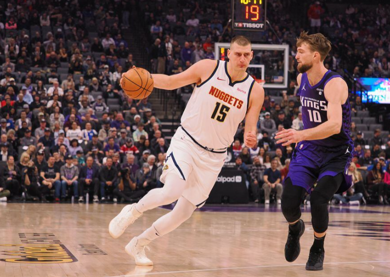 Sabonis' 16th triple-double helps Kings rout Nuggets 135-106 6