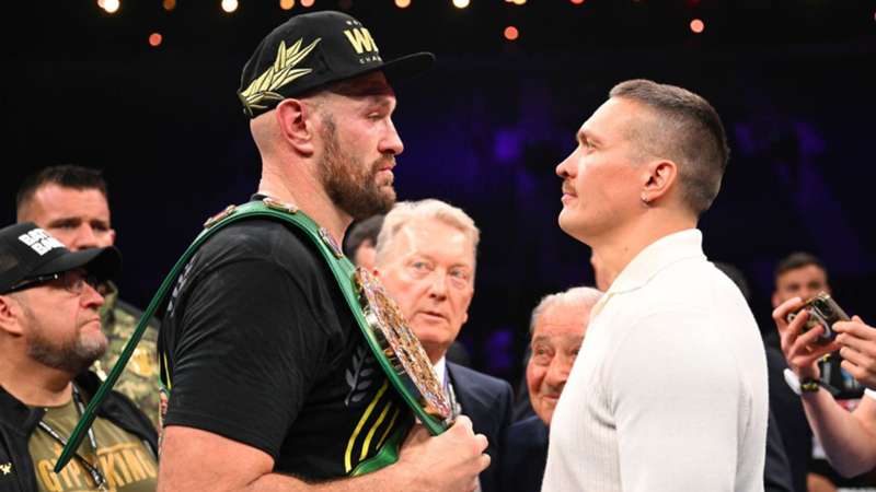 Fury postpones Usyk fight because of sparring cut 3