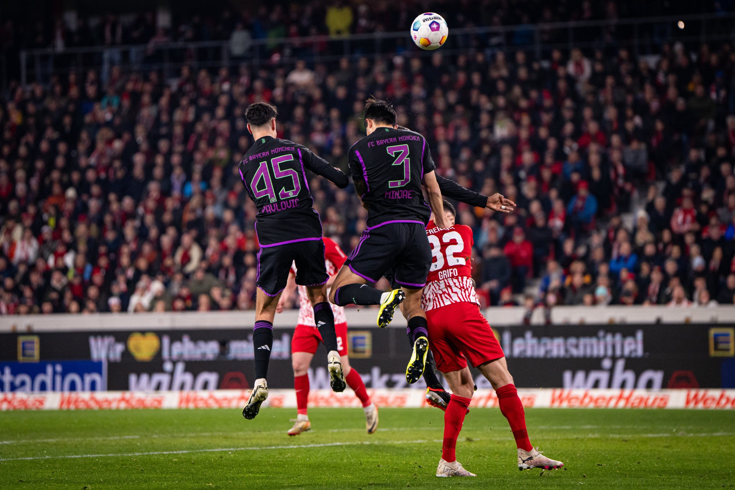 Bayern Munich slips once again, finishing 2-2 vs Freiburg