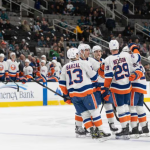 Islanders demolish Sharks 7-2 for 5th win in a row