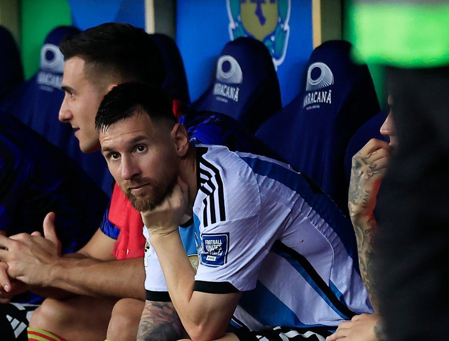 Messi to miss Argentina friendlies due to hamstring problem