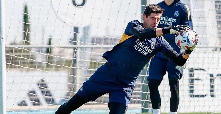 Courtois sustains new injury during Los Blancos training 14