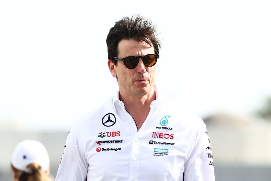 Mercedes chief Wolff admits no hope of catching Red Bull