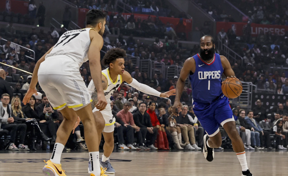 Clippers cruise past Jazz to hand Utah 11th consecutive loss