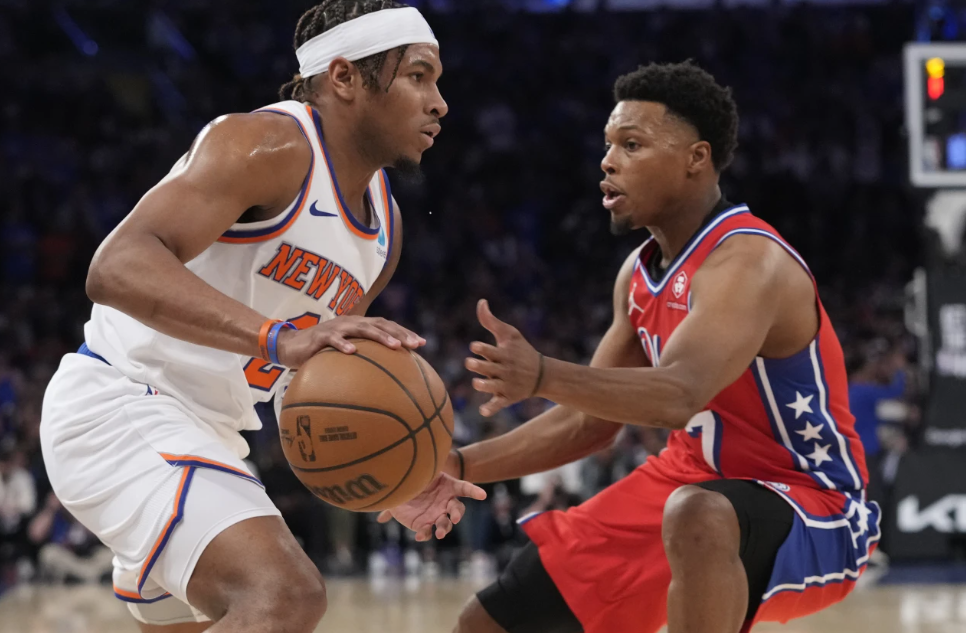Amazing third quarter secures 111-104 win for Knicks over 76ers 42