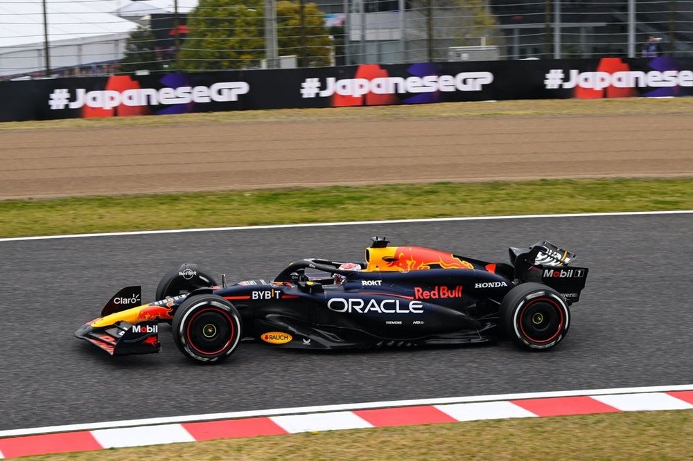 Verstappen untouchable in Japan qualification, 1-2 for Red Bull 7