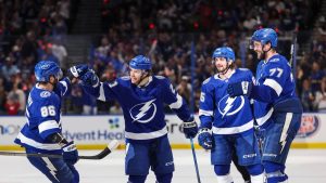 Lightning beat Panthers 6-3 at Amalie Arena to avoid sweep 7