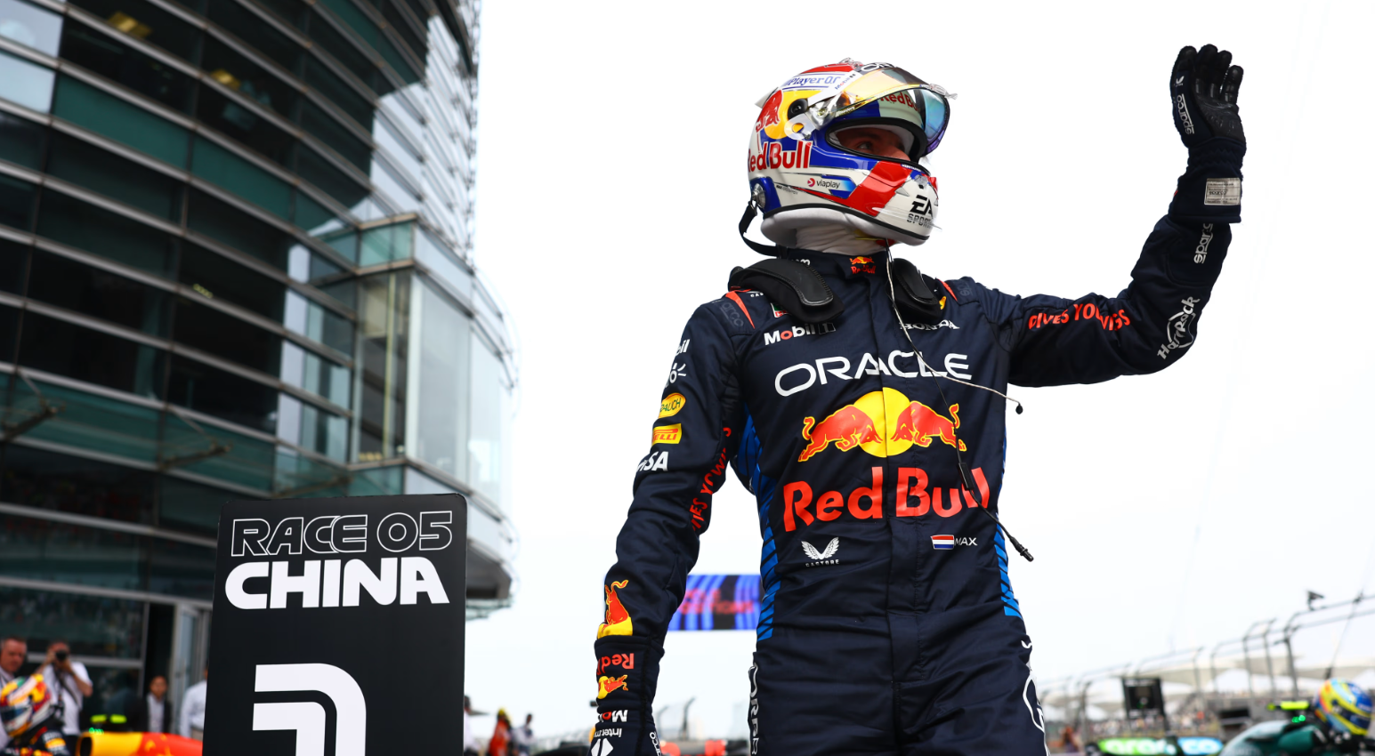 Verstappen cruises to Chinese Grand Prix win, Norris takes second 41