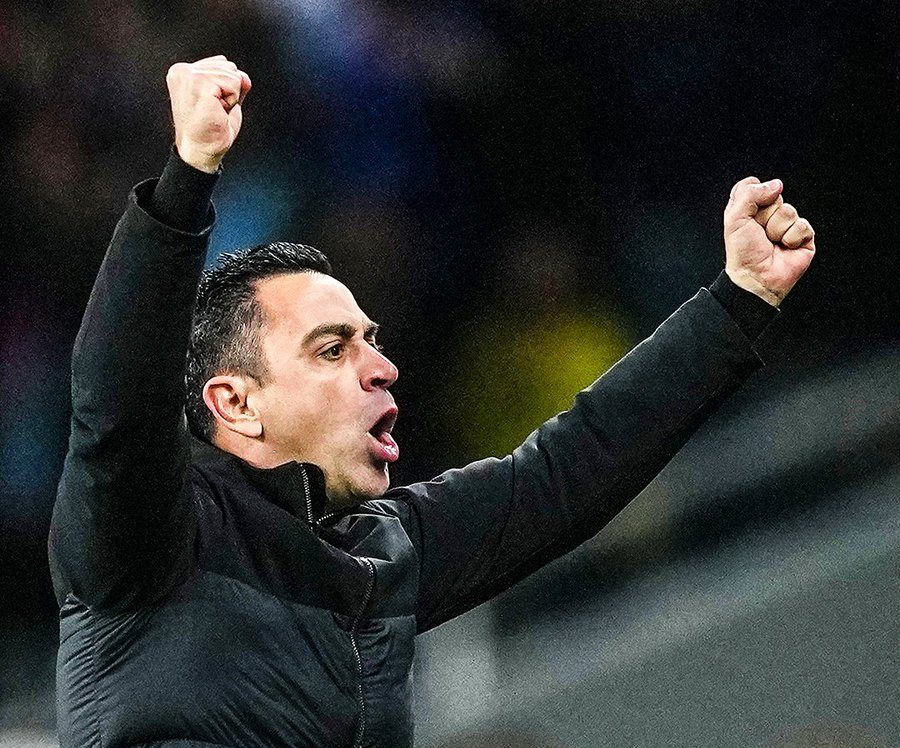 Xavi agrees to remain Barca's coach despite sharing stepping down 9