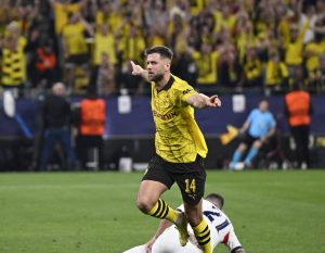 Dortmund beat PSG 1-0 as the intrigue remains for 2nd leg in Paris