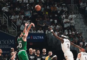 Tatum notches 33 as Celtics beat Cavs to take 3-1 series lead 9