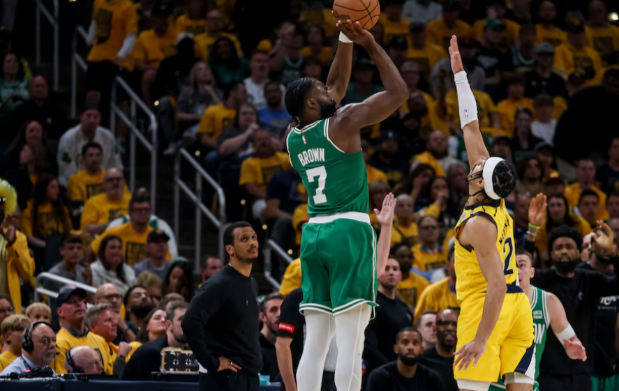 Celtics grab Game 4, sweep Pacers and punch Final tickets 5