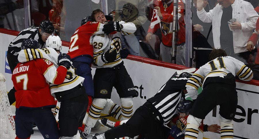 Barkov notches twice, Panthers trash Bruins 6-1 to even series 5