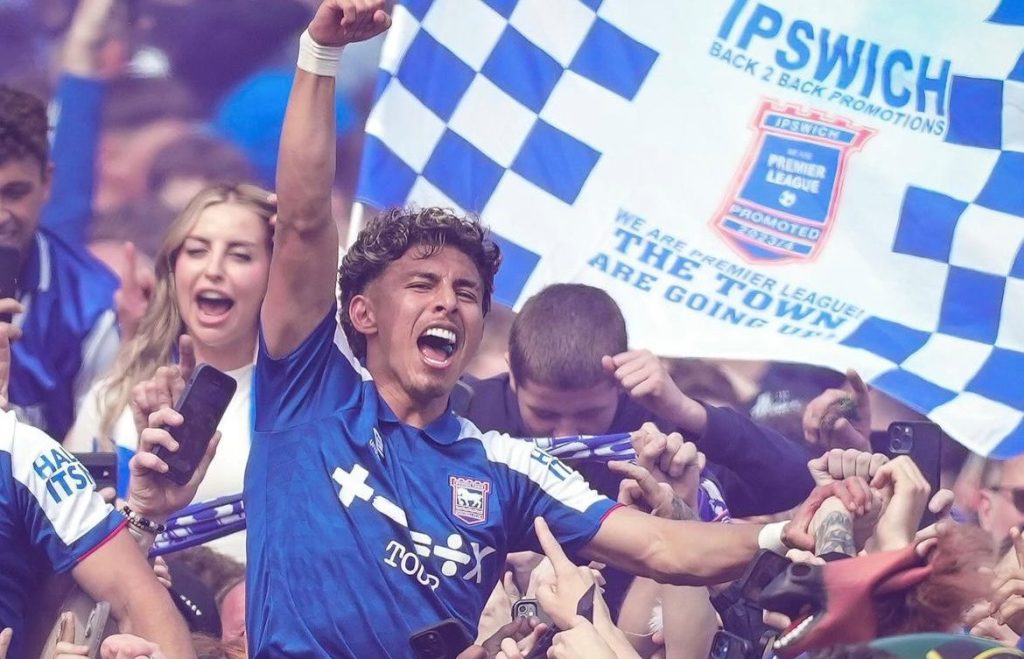 Ipswich returns to Premier League after 20 years 6
