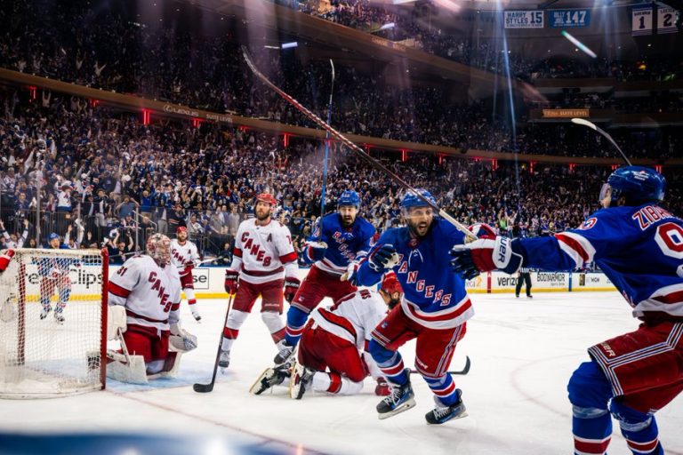 Panarin notches in OT as Rangers beat Hurricanes 3-2 in Game 3 29