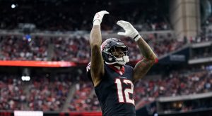 Collins inks 3-year, almost 73 million dollar extension with Texans