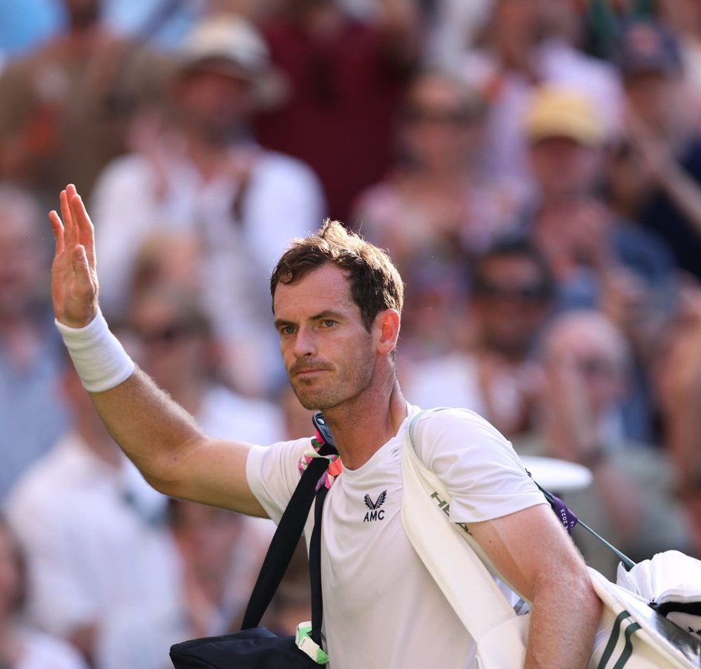 Murray still to decide if he will compete at Wimbledon 3