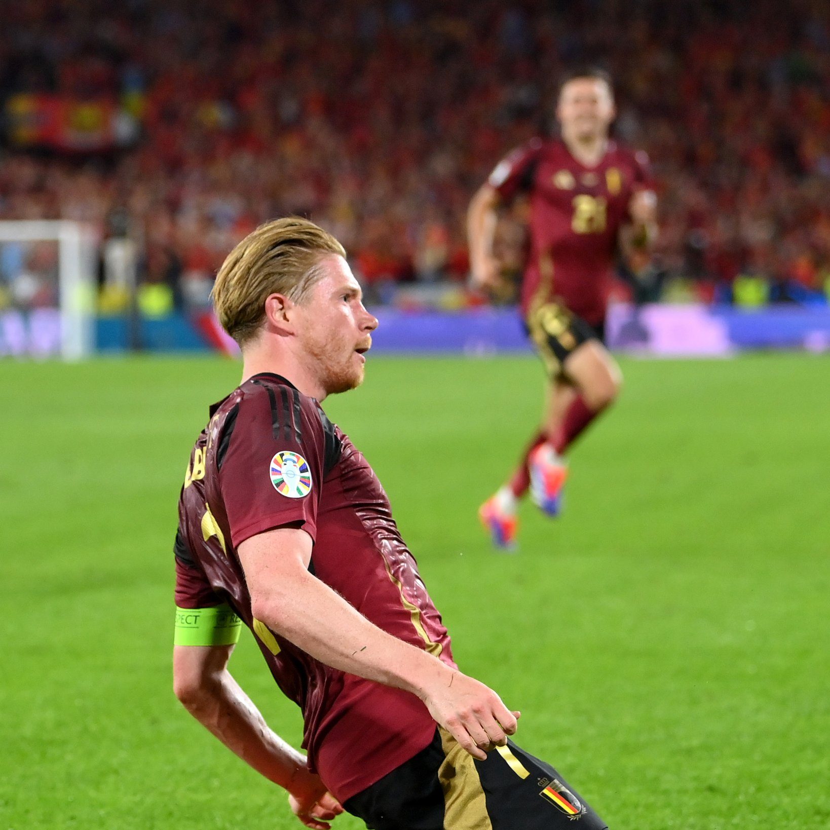 Belgium beat Romania 2-0 at RheinEnergieStadion