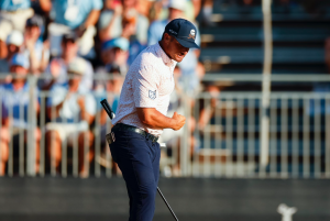 DeChambeau leads McIlroy by three at US Open
