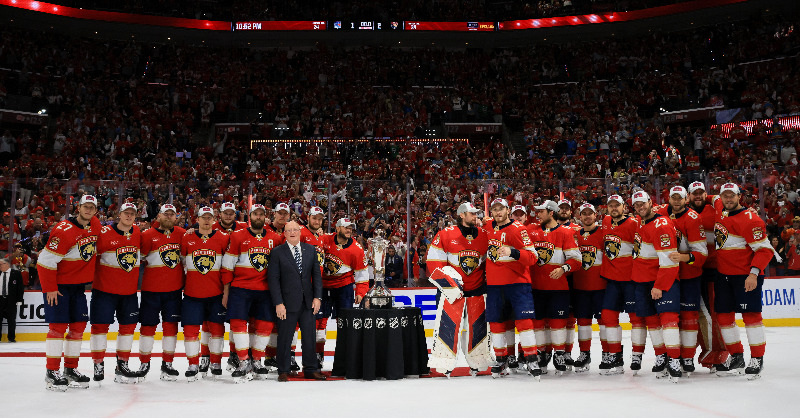 Panthers open as favorites to triumph with the Stanley Cup 13