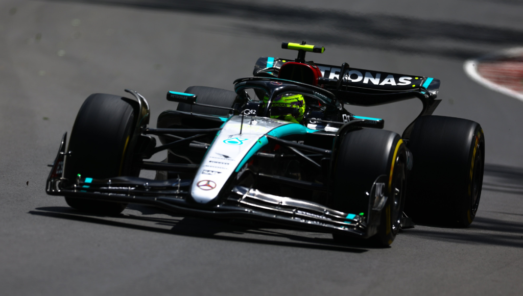 Hamilton tops third practice in Canada on dry track