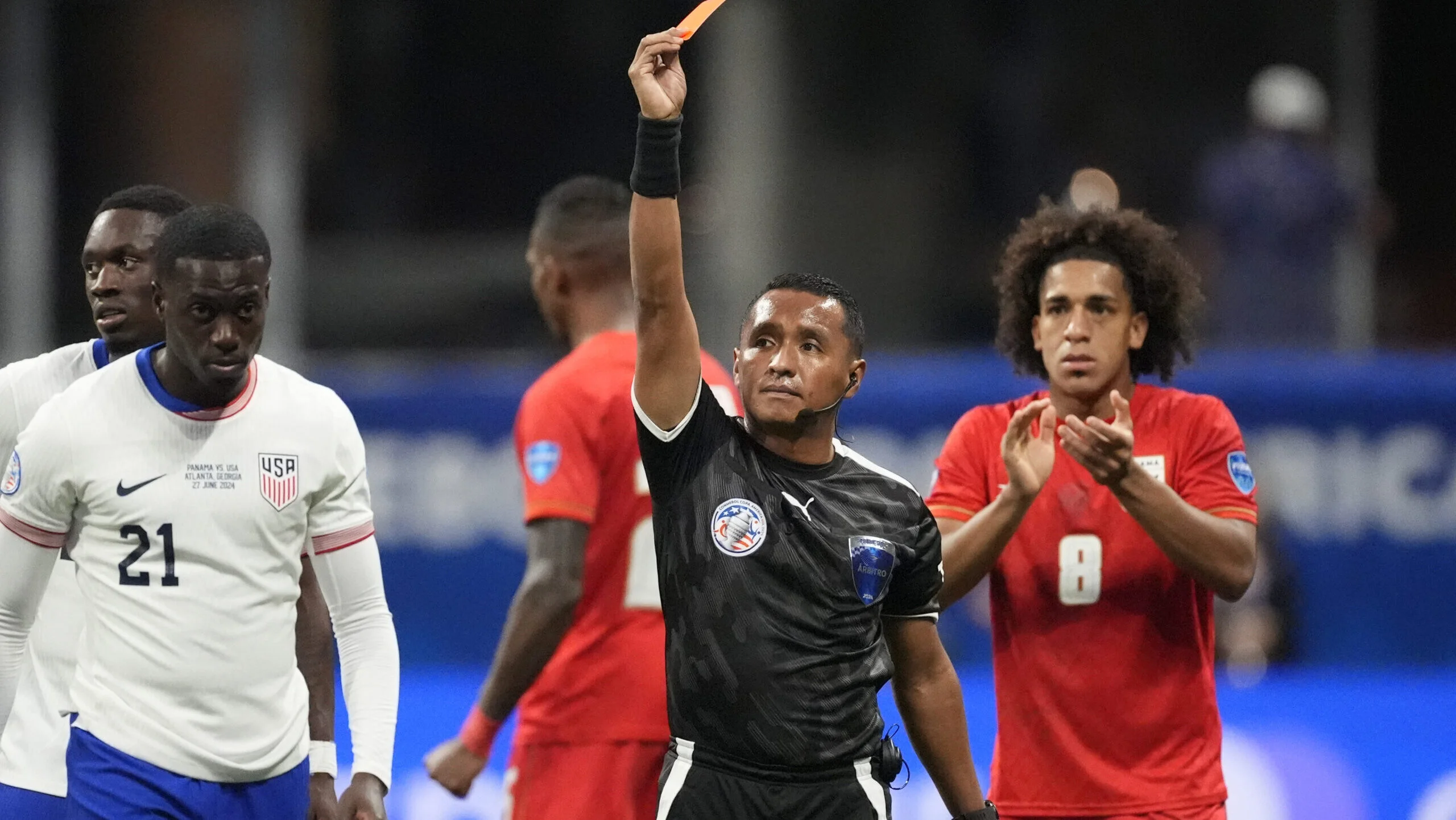 Panama shocks USA with 2-1 win at Copa America