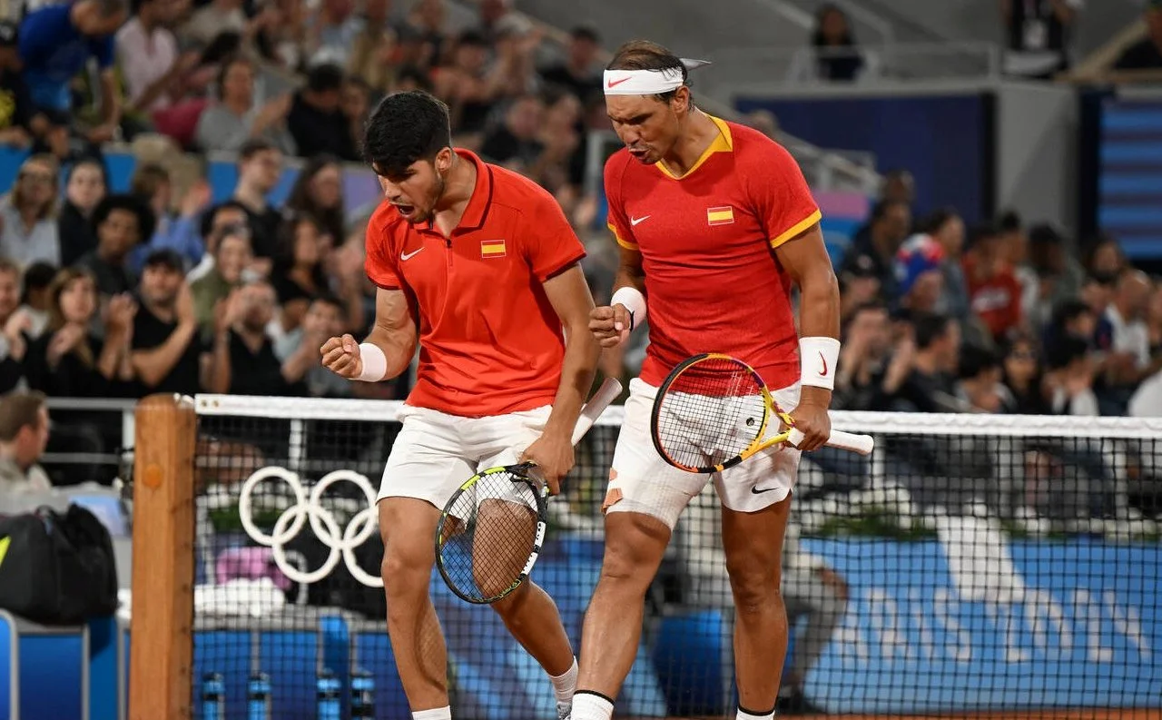 Nadal, Alcaraz kick-off doubles in Paris with a win width=